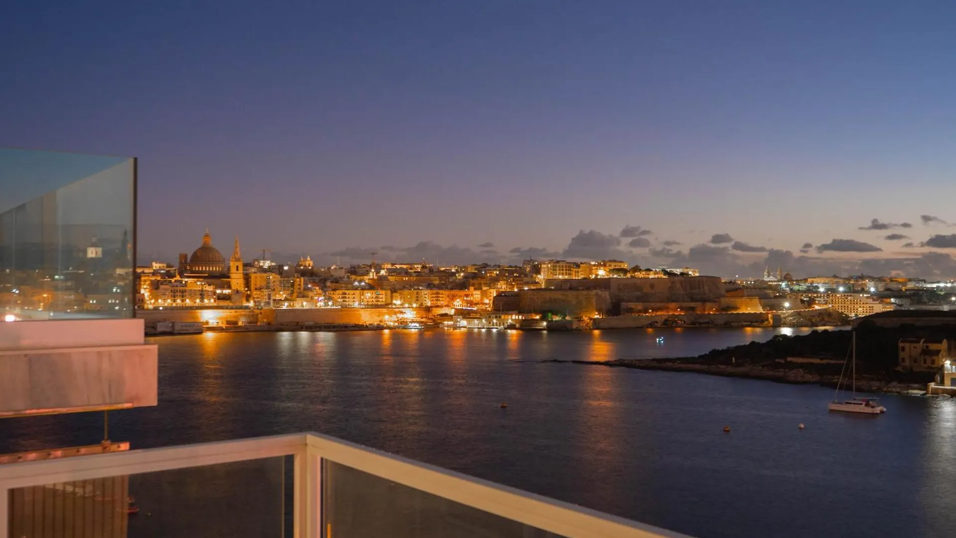 Exceptional Tigne Seafront Apartments By Shortletsmalta Sliema