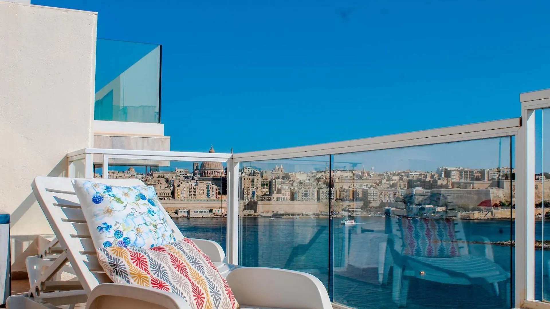 Exceptional Tigne Seafront Apartments By Shortletsmalta Sliema 0*,  Malta